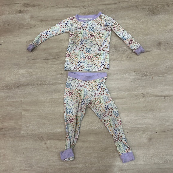 Little sleepies flower fields floral pajamas - Picture 2 of 6